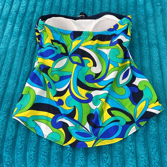 Tara Grinna mod print ( Pucci like) bathing suit top size 38/medium - Picture 6 of 11